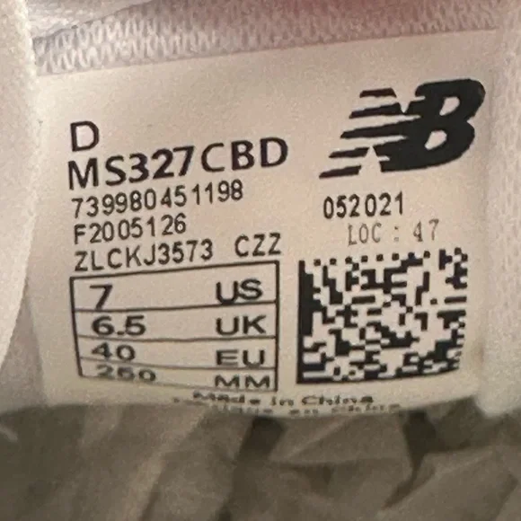 New Balance 327 Casablanca Tennis Club Shoes Green White Men’s 7 Women’s 8.5 NEW - Picture 9 of 10